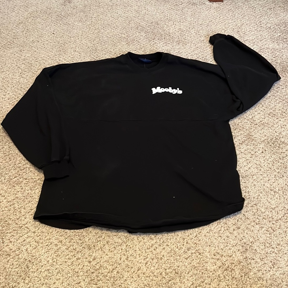 ✨NWOT✨Mooby’s long sleeve shirt